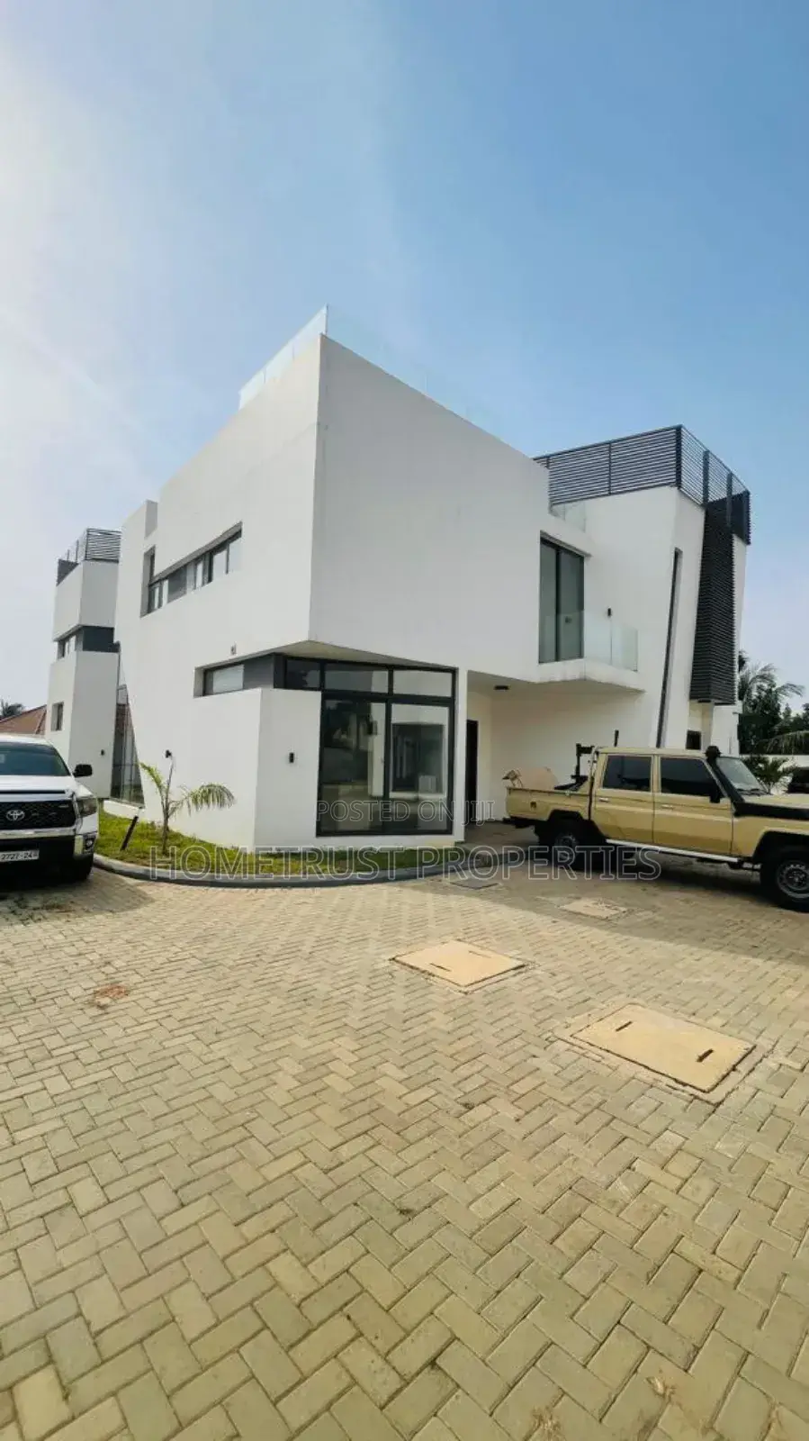 2bdrm Duplex in Hometrust Properties, North Legon for sale