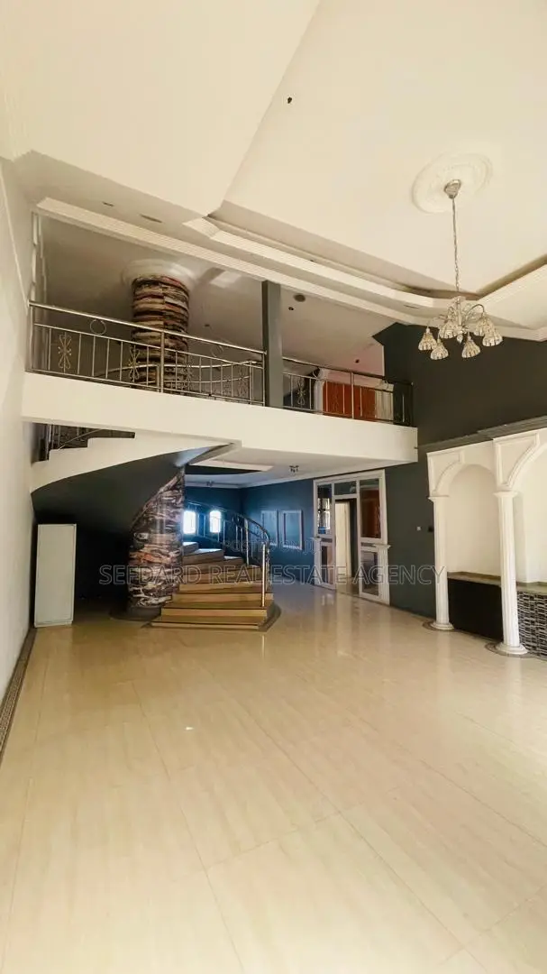 5bdrm House in North Legon for rent
