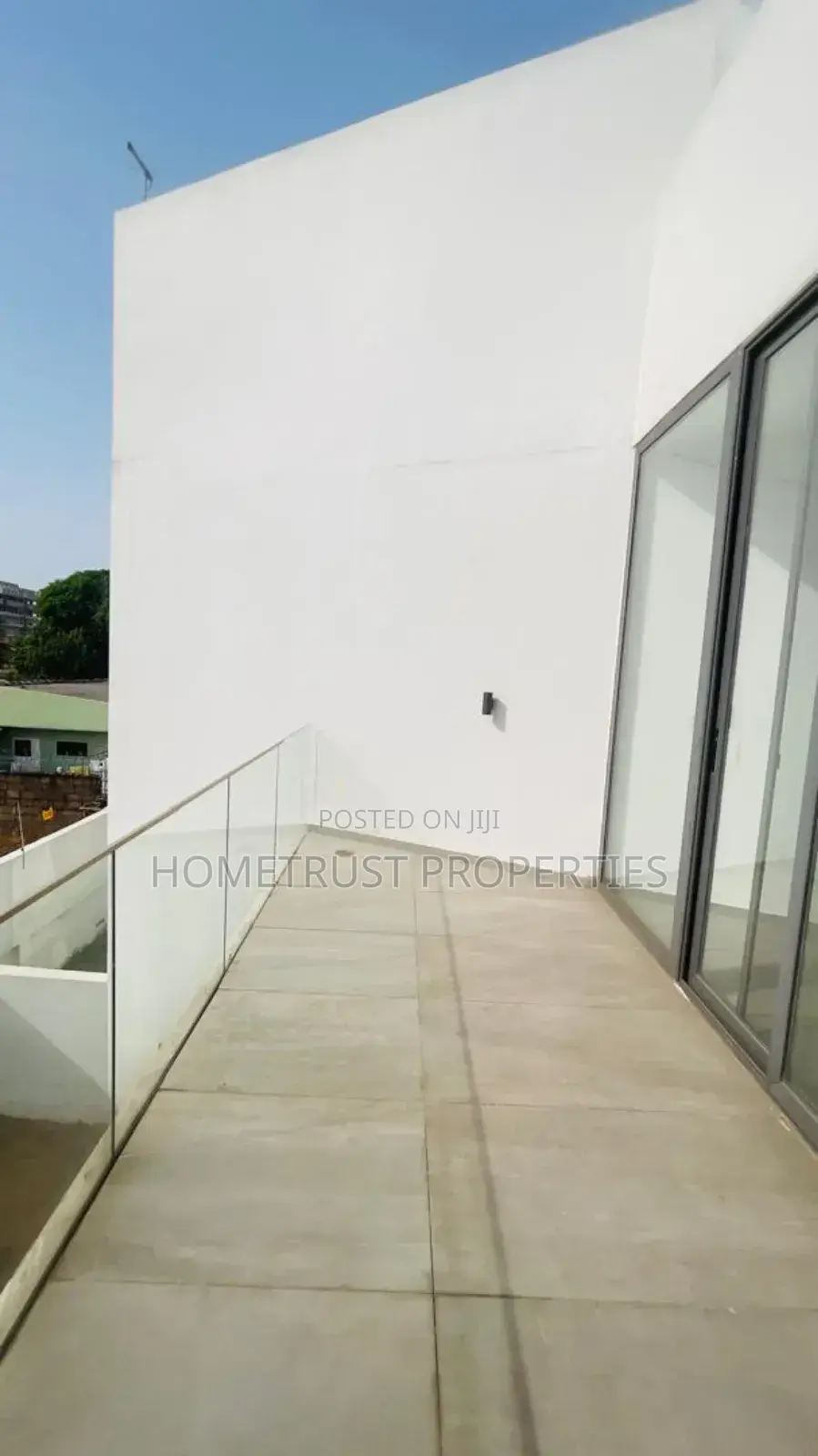 4bdrm Duplex in Hometrust Properties, North Legon for sale
