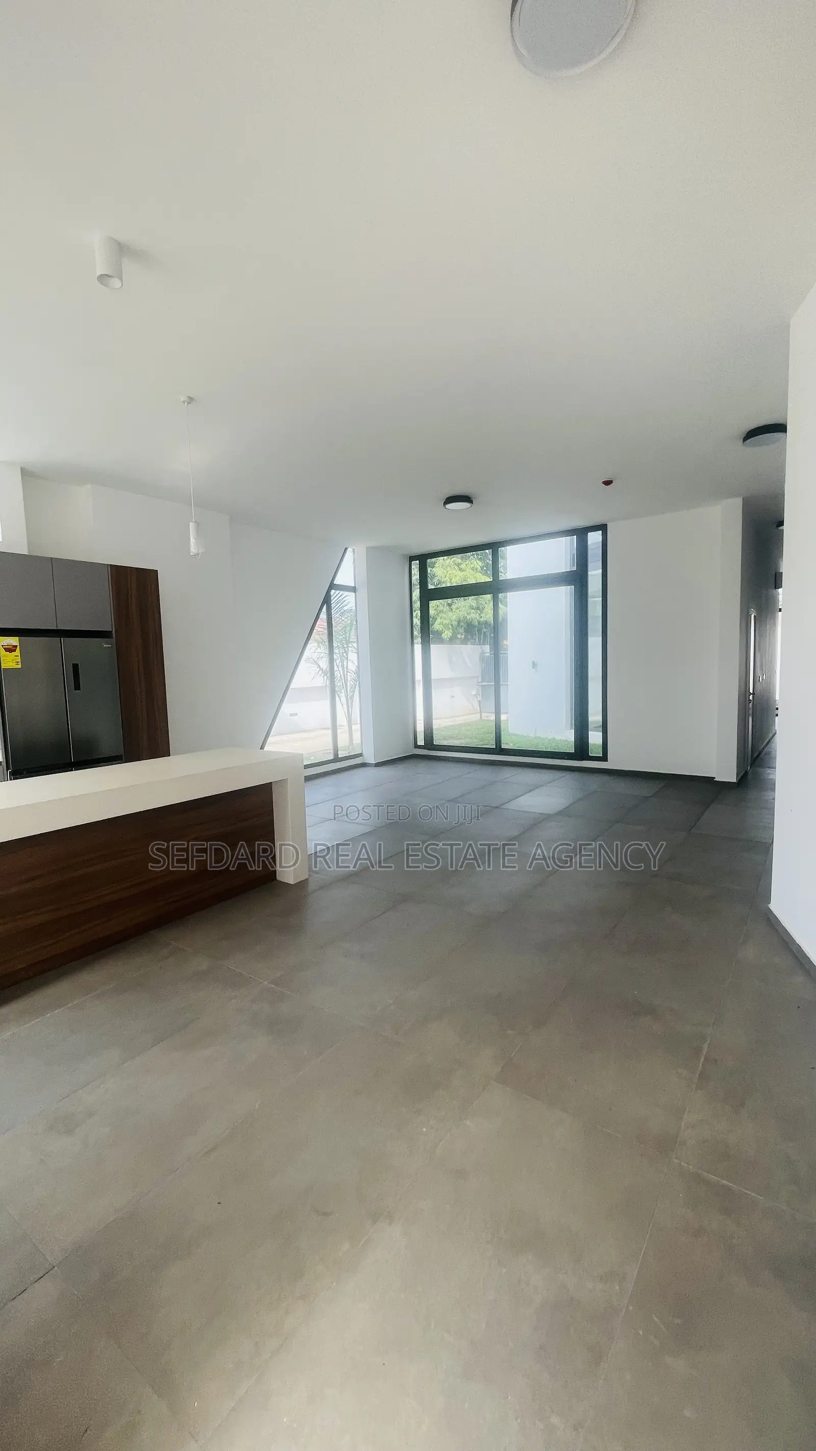 2bdrm Townhouse/Terrace in North Legon for sale