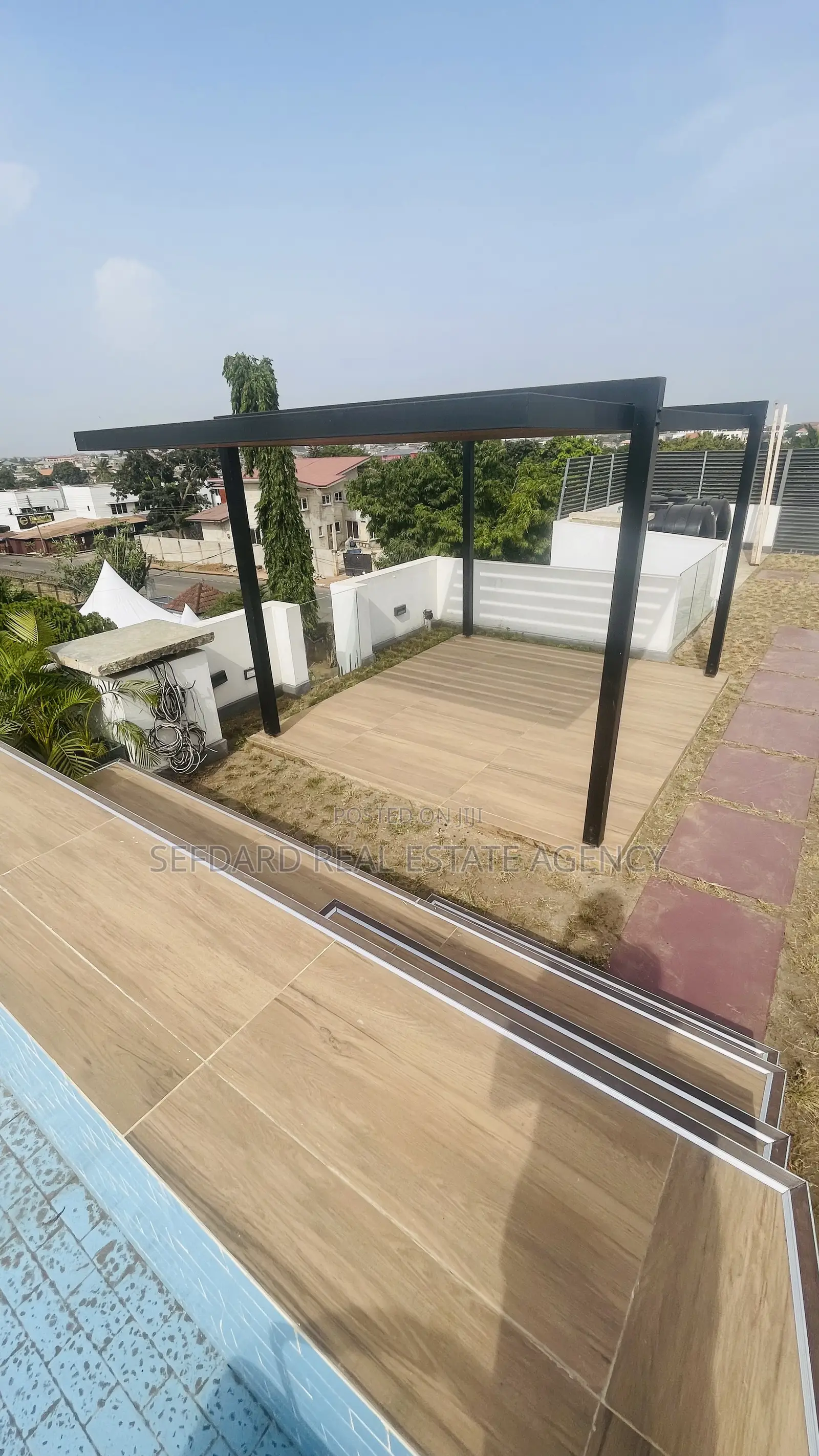 2bdrm Townhouse/Terrace in North Legon for sale