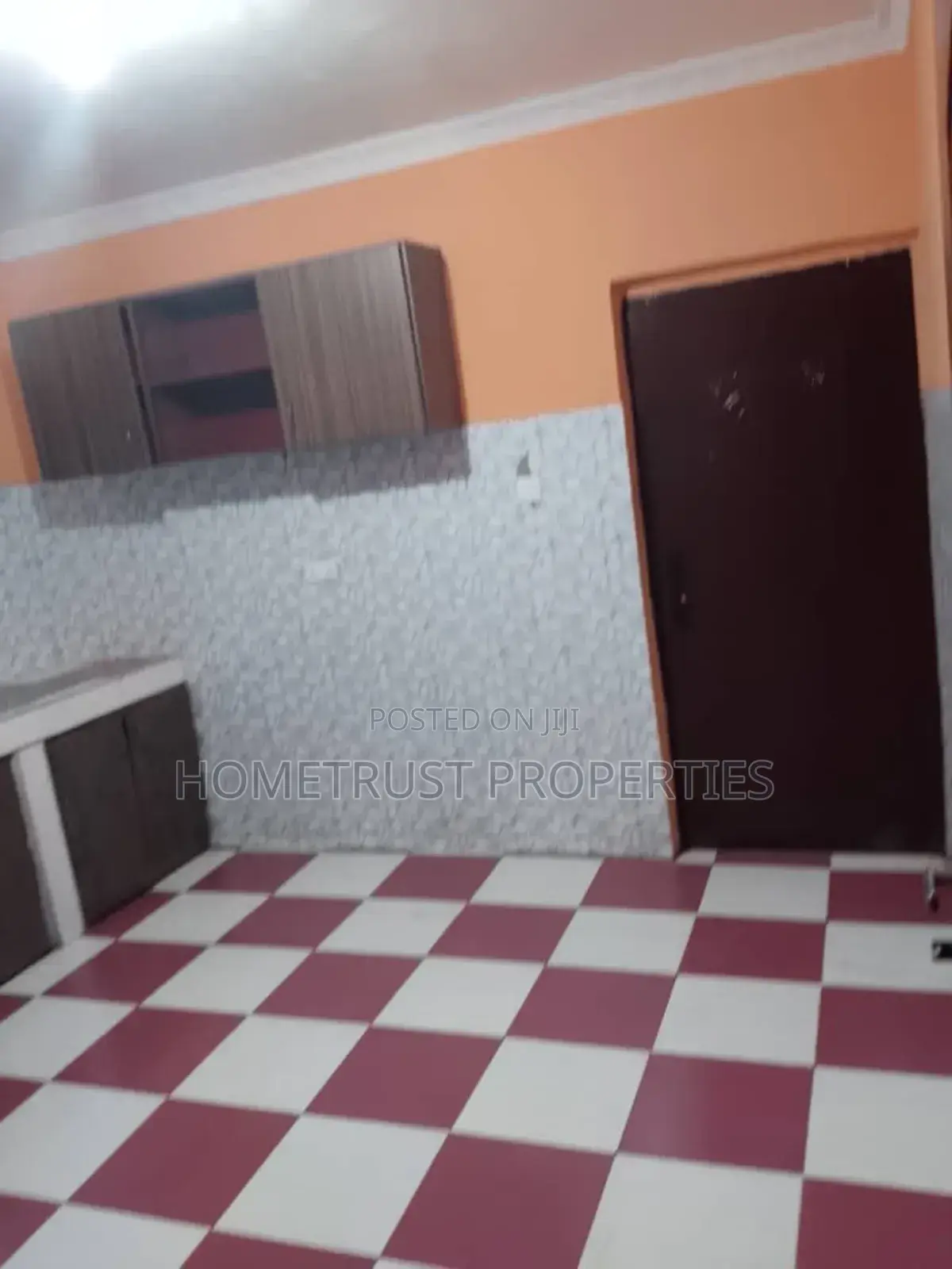 4bdrm Duplex in Hometrust Properties, Amasaman for rent