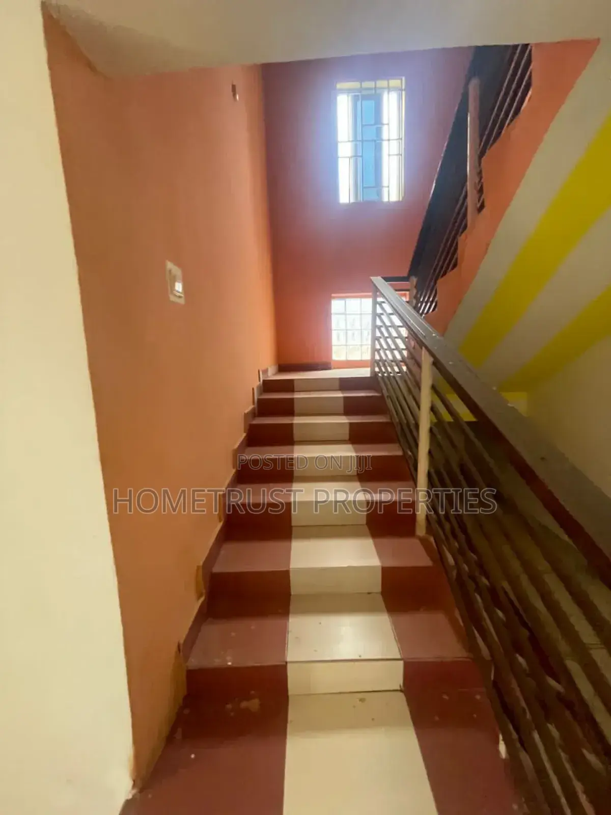 4bdrm Duplex in Hometrust Properties, Amasaman for rent