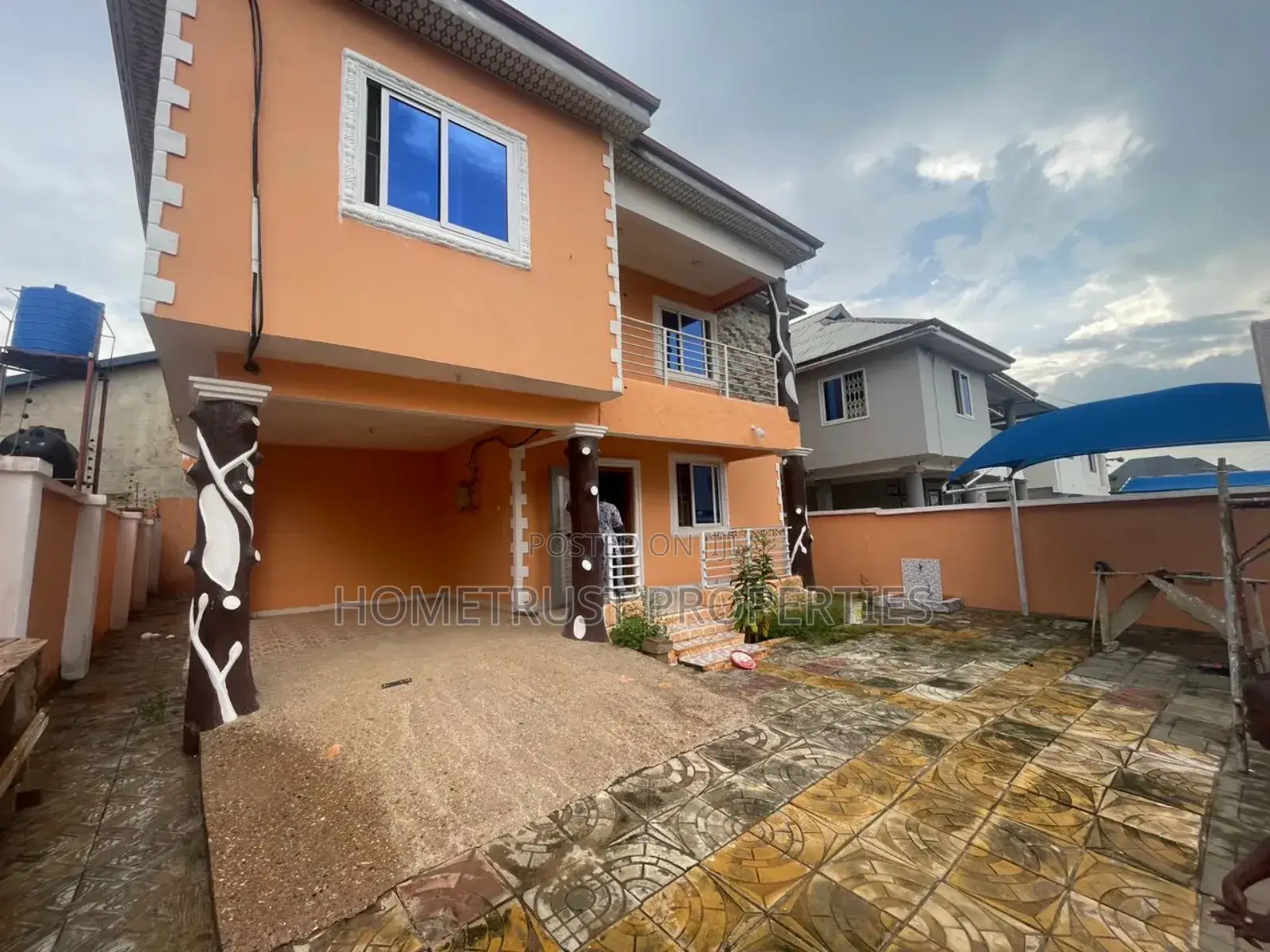 4bdrm Duplex in Hometrust Properties, Amasaman for rent