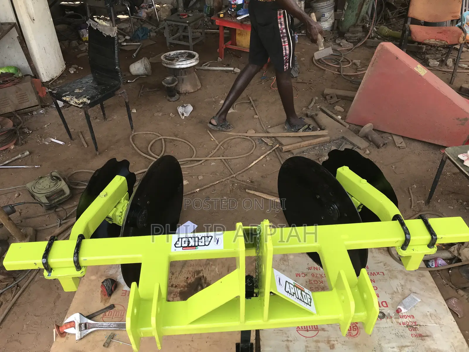 Single Row Riger