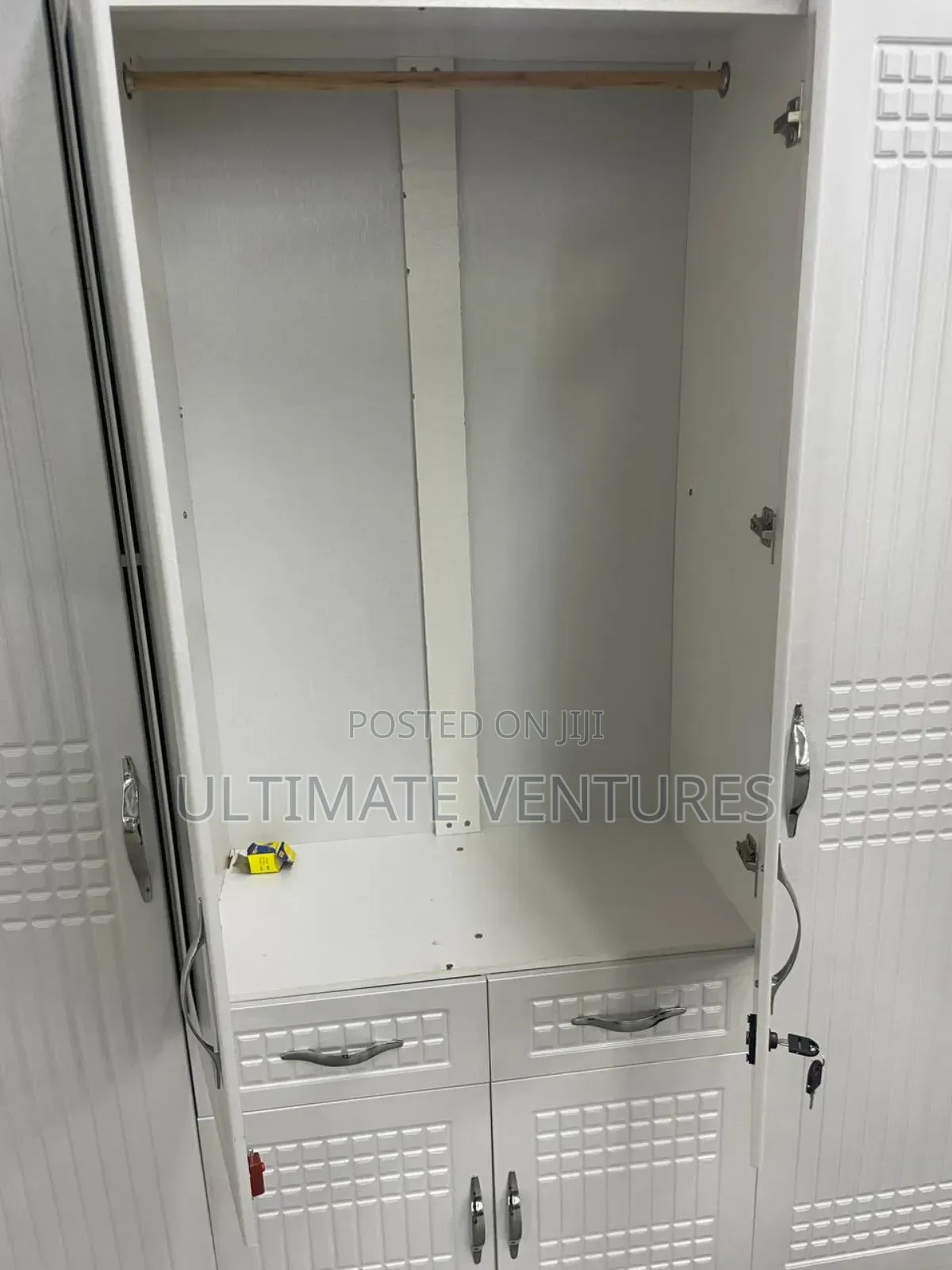 Wardrobe 4 in 1