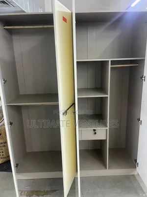 4 in 1 Foreign Wardrobe for Luxury Homes