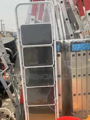 4*4 Foldable Aluminium Ladder