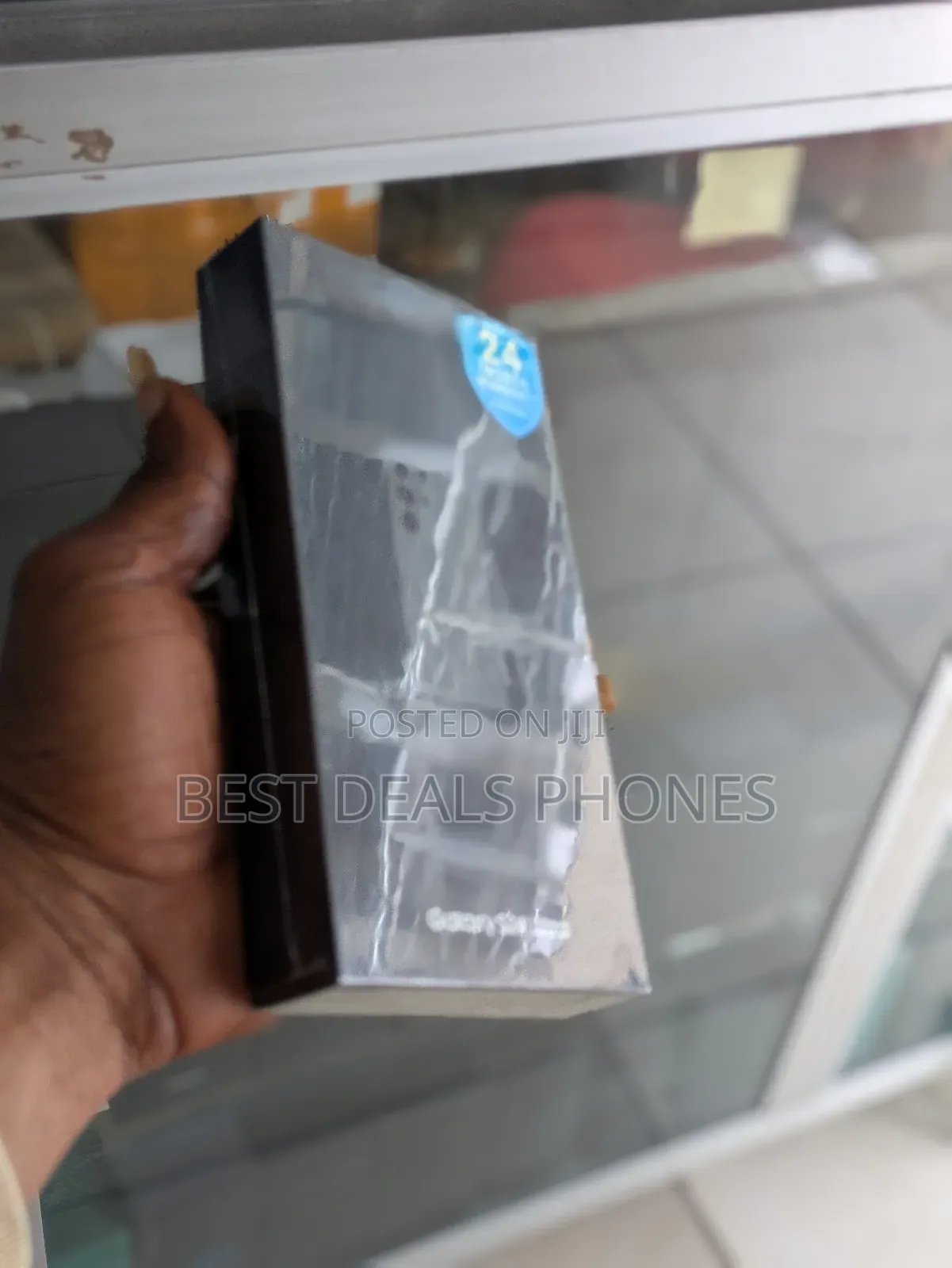 New Samsung Galaxy S24 Ultra 256 GB Gold