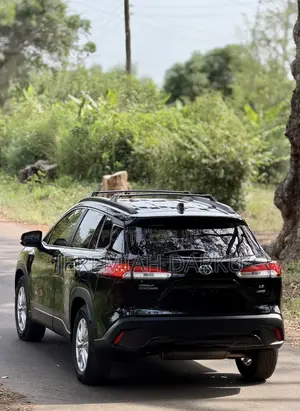 Toyota Corolla Cross 2.0 Petrol AWD 2022 Black