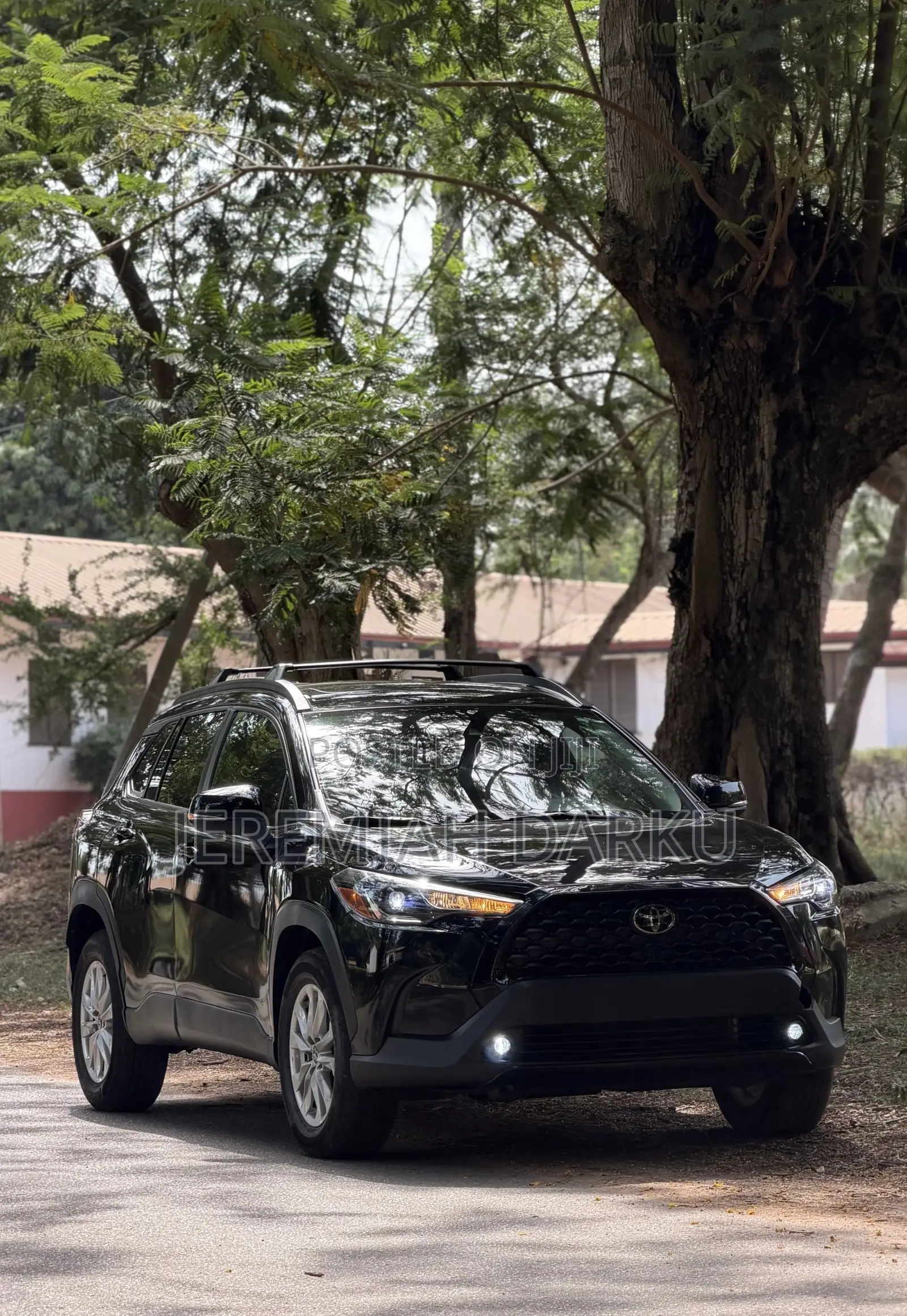 Toyota Corolla Cross 2.0 Petrol AWD 2022 Black