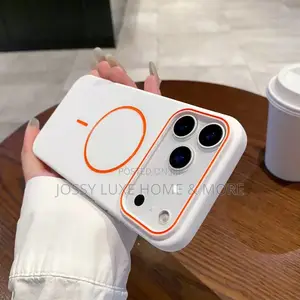 iPhone 17 Pro Max Cover