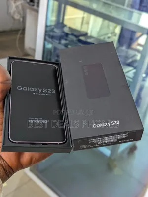 New Samsung Galaxy S23 256 GB Gold