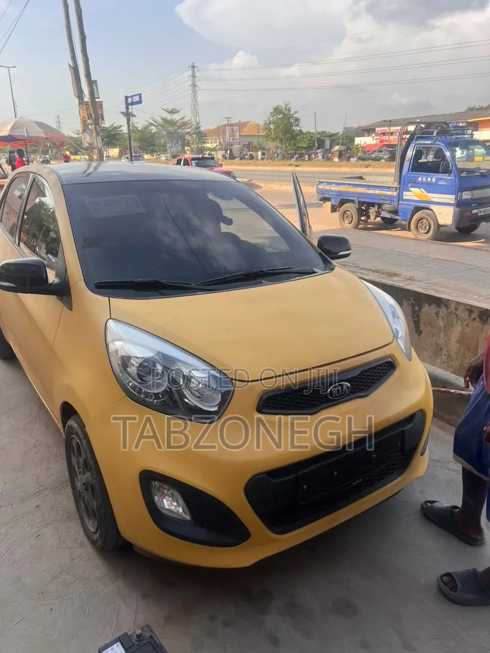 Kia Morning 2015 Yellow