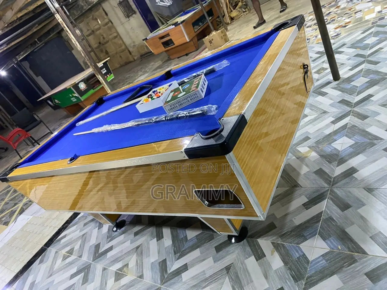Brand New Wood Snocker Table Accessories