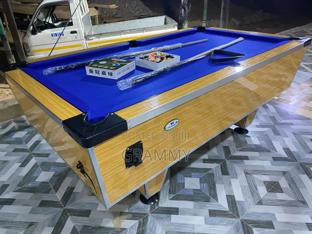 Brand New Wood Snocker Table Accessories