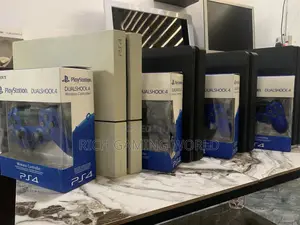 German Used Ps4 Slim 500 Gb With Over 10 Latest Games( Jailbreak)
