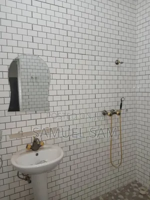 Furnished 4bdrm House in Com 12, Tema Metropolitan for rent