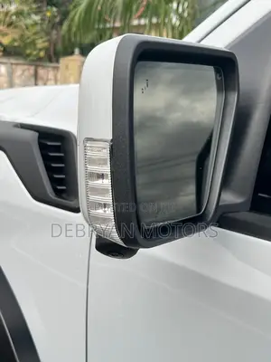 Ford F-150 Raptor 4WD SuperCrew 5.5' Box 2025 White