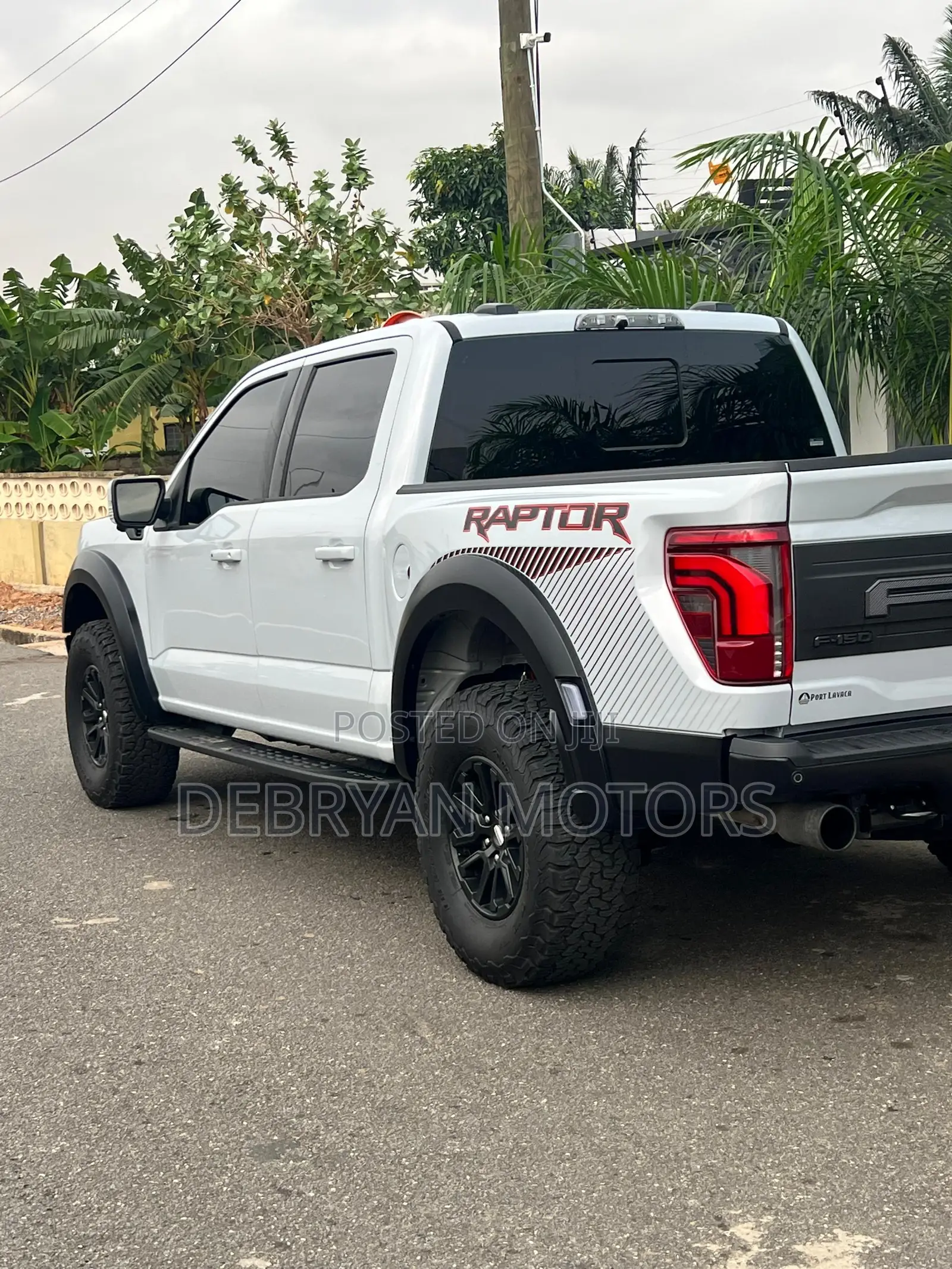 Ford F-150 Raptor 4WD SuperCrew 5.5' Box 2025 White