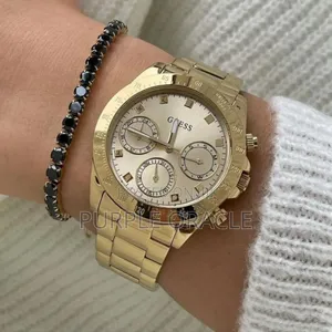 Guess Chronograph Men’S Watch Gold Plated Watch.