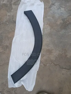 Honda Hr-v 2023 Back Fender Moudling Brand New