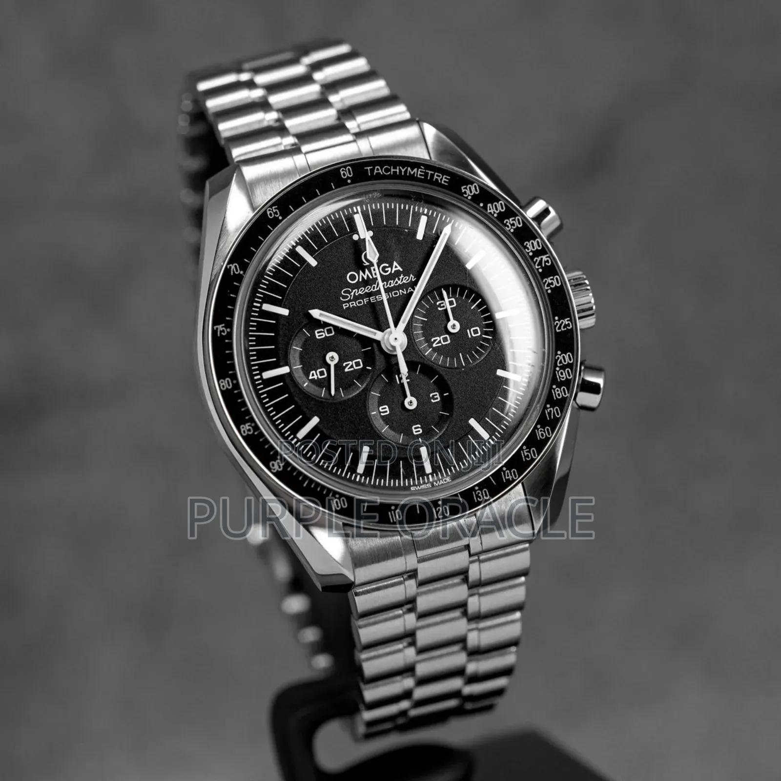Omega Speedmaster Moonwatch Hesalite Silver Black Dial .