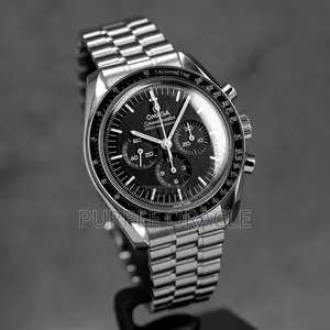 Omega Speedmaster Moonwatch Hesalite Silver Black Dial .