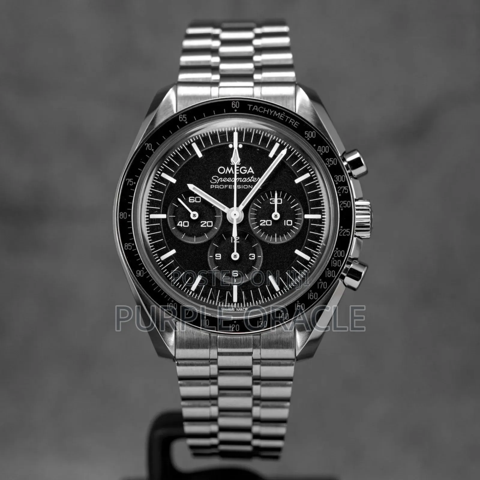 Omega Speedmaster Moonwatch Hesalite Silver Black Dial .