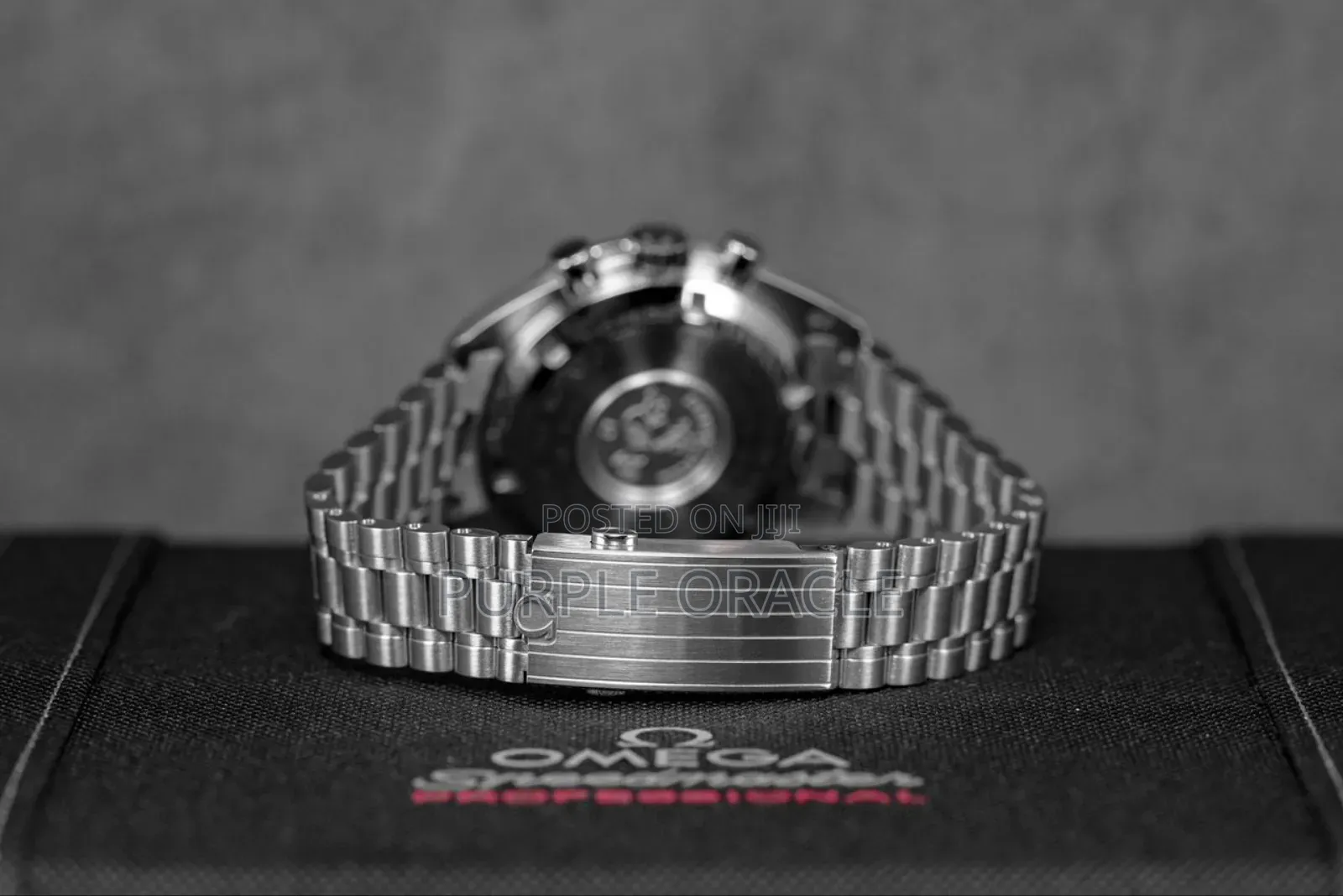 Omega Speedmaster Moonwatch Hesalite Silver Black Dial .