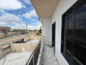 4bdrm House in Baatsona Total for sale