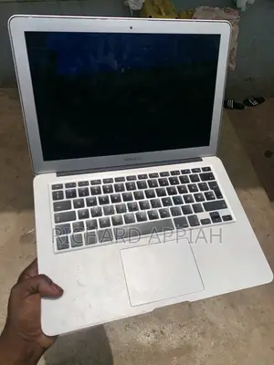 Laptop Apple MacBook 2011 8GB Intel Core i5 HDD 160GB