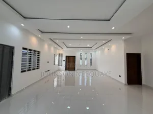 3bdrm House in Sakumono for sale