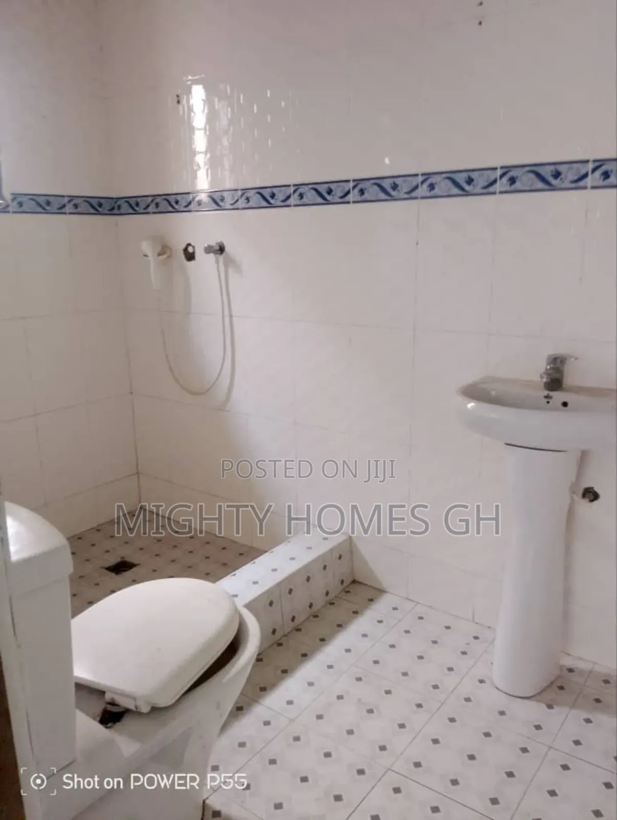 3bdrm Apartment in Mighty Homes, Kasoa for rent