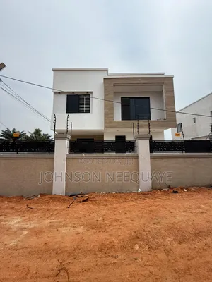 4bdrm House in Baatsona Total for sale