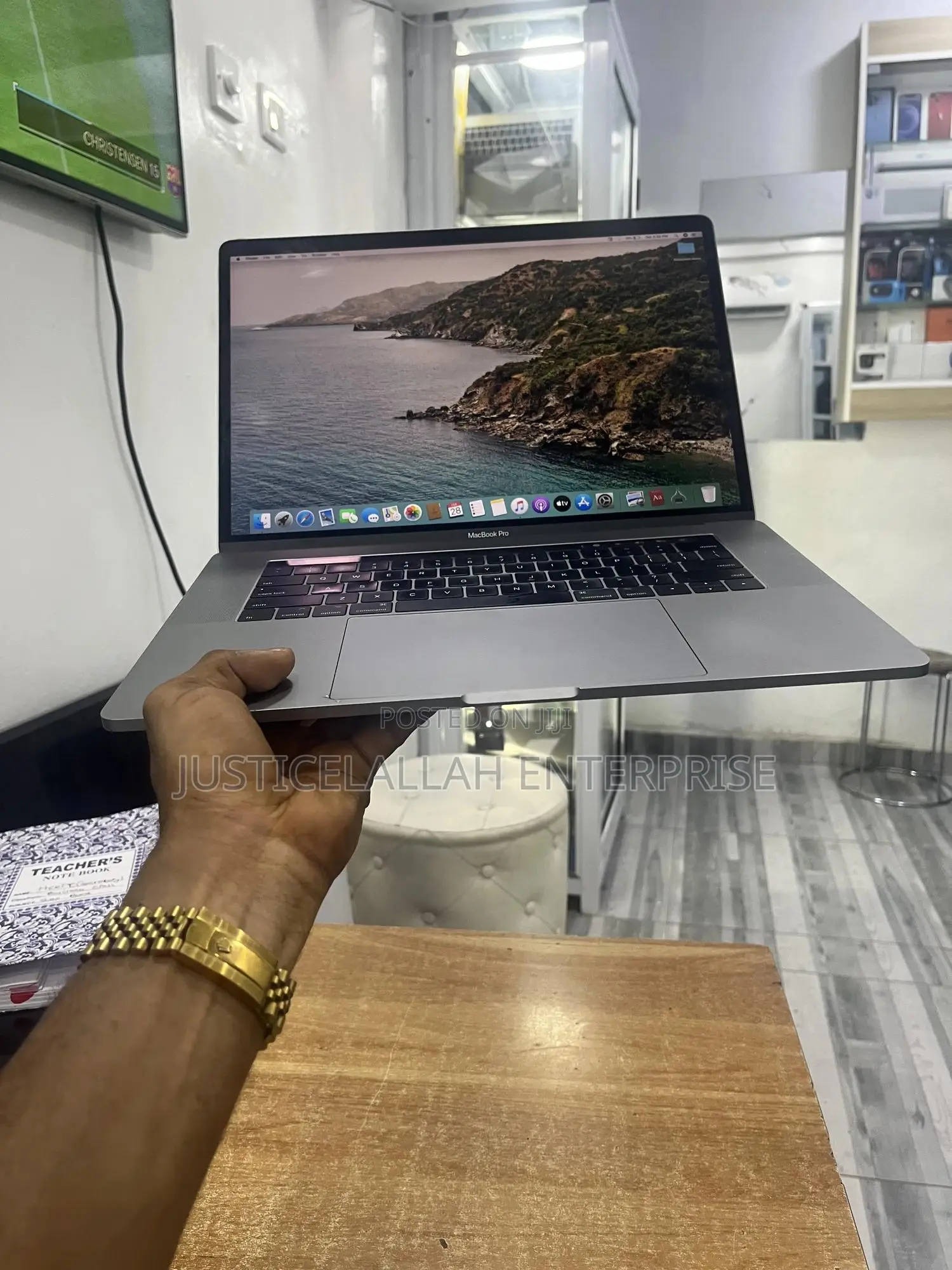 Laptop Apple MacBook Pro 2017 16GB Intel Core i7 SSD 500GB