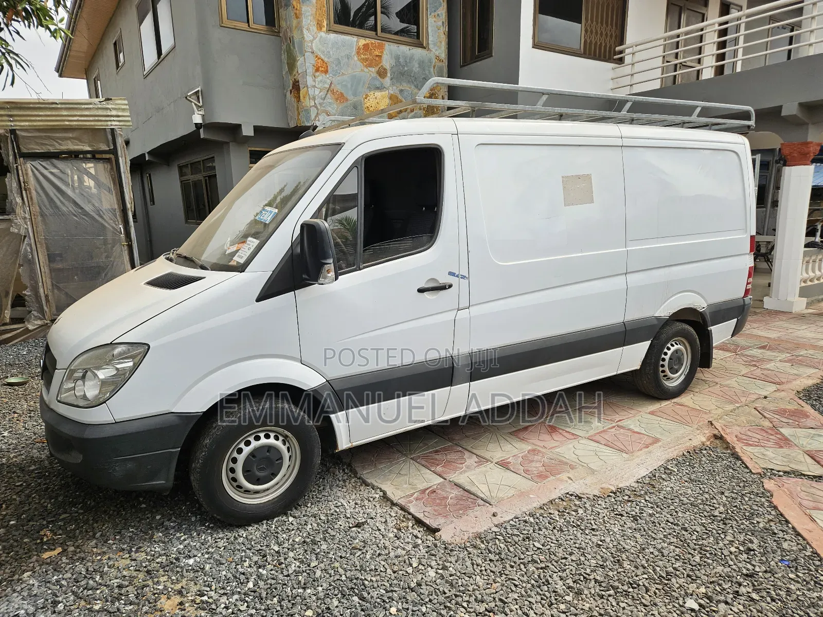 Mercedes Benz Van