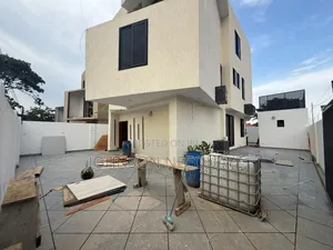 4bdrm House in Labone Junction for sale