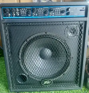 Peavey Kb400 Keyboard Combo 15 Inches