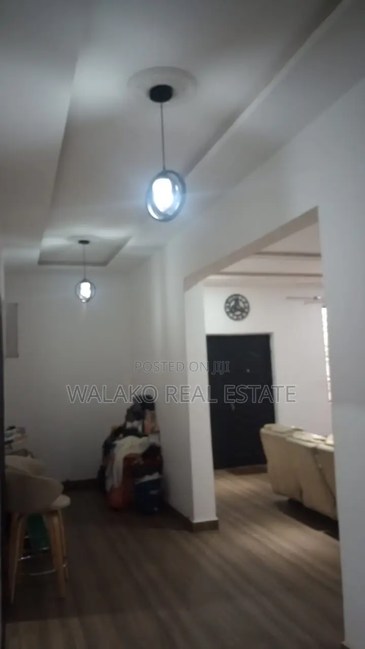 5bdrm House in Kwabenya for sale