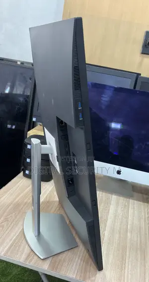Dell 32 P3223de 31.5" QHD Ips 60hz 8ms Usb-C Hub Monitor