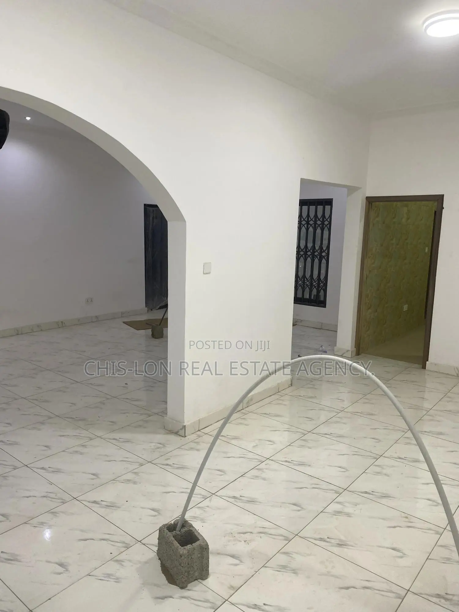 2bdrm Apartment in Chis-Lon Real Estate, Akweley for rent