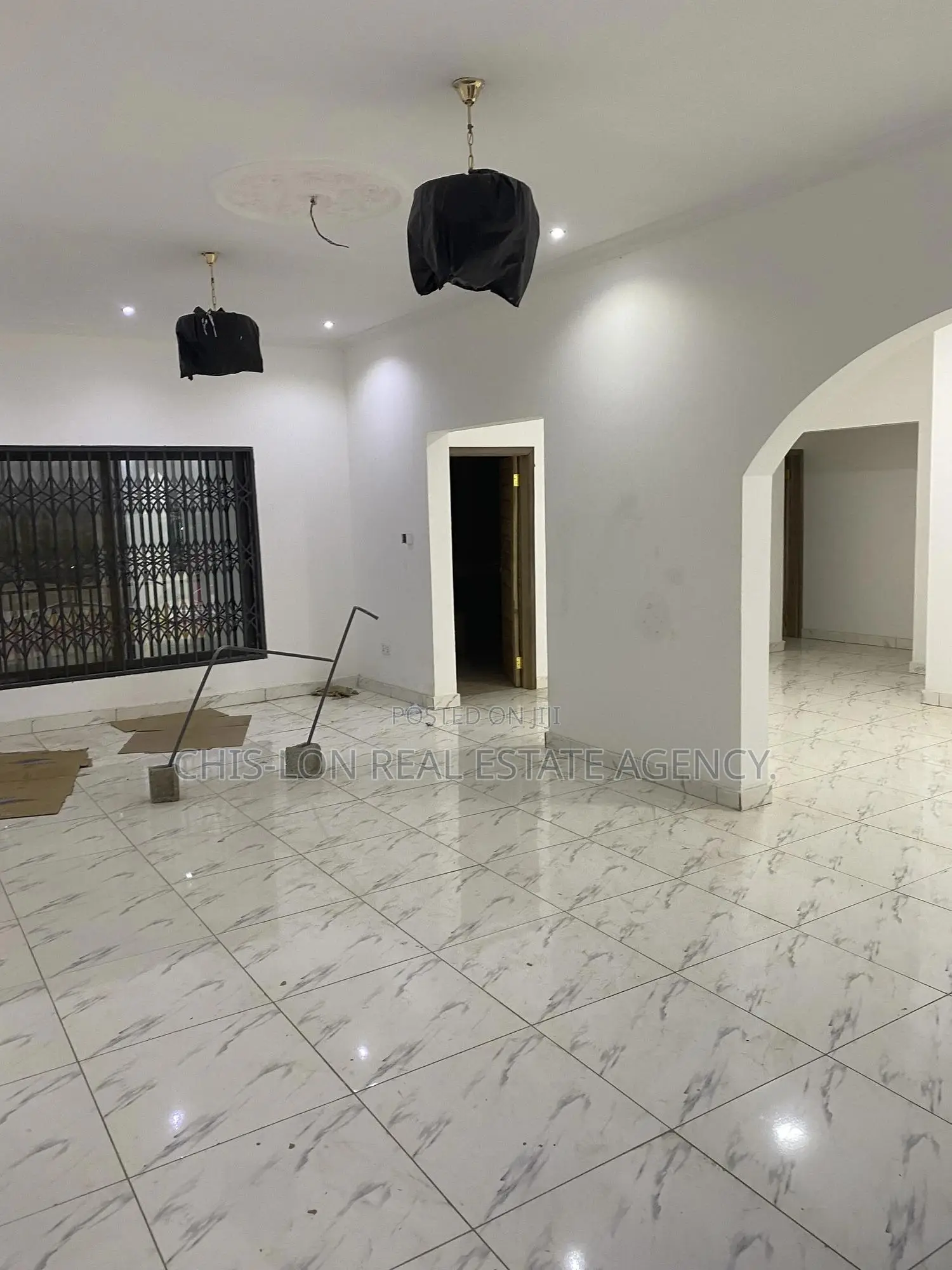 2bdrm Apartment in Chis-Lon Real Estate, Akweley for rent