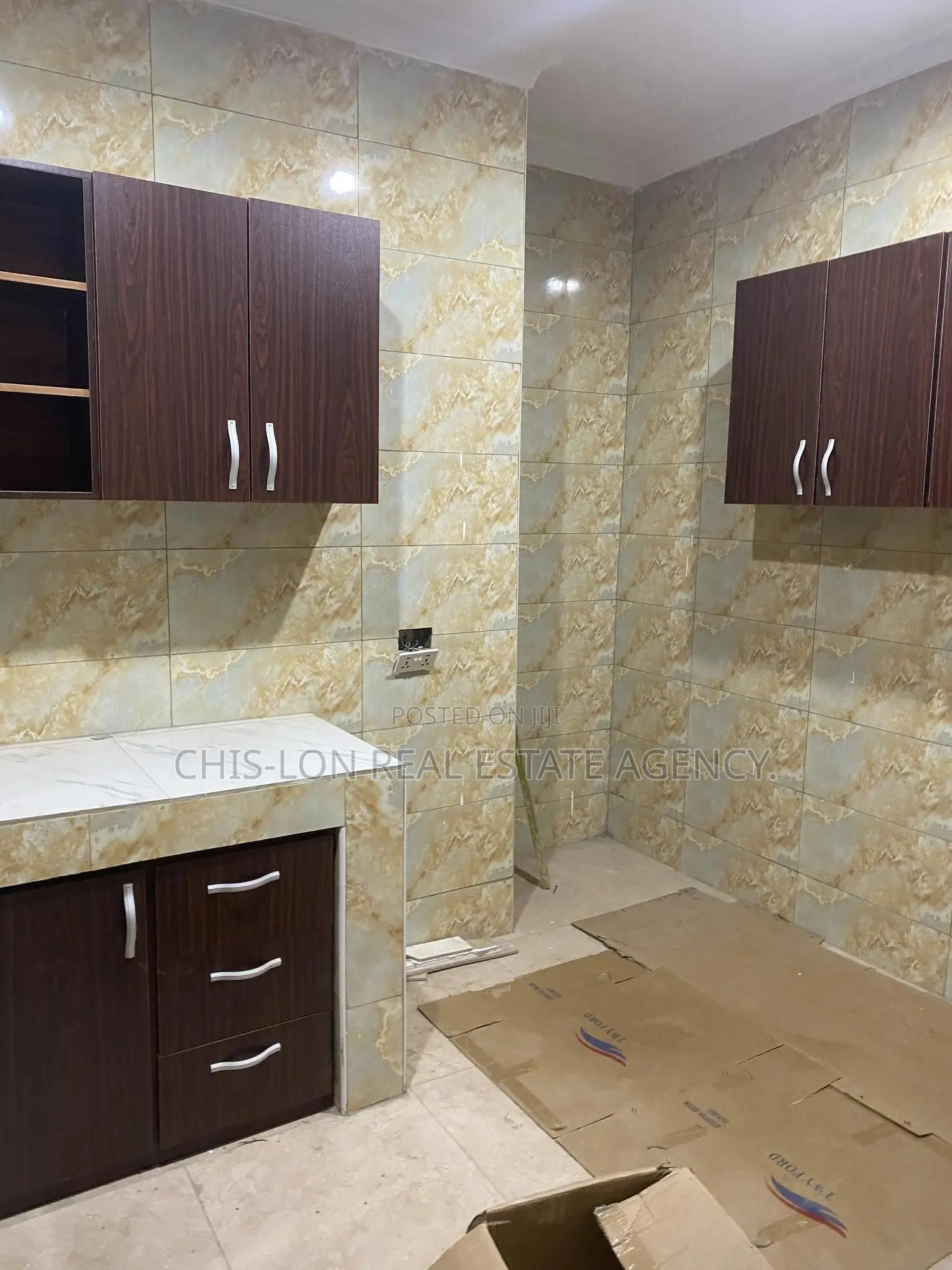 2bdrm Apartment in Chis-Lon Real Estate, Akweley for rent