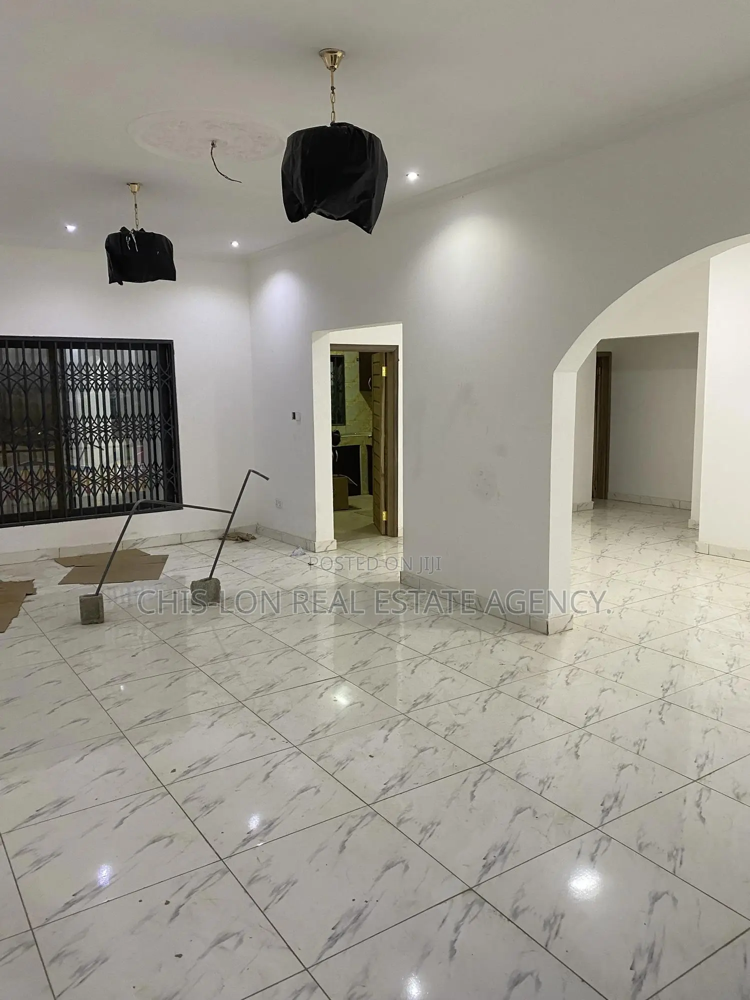 2bdrm Apartment in Chis-Lon Real Estate, Akweley for rent