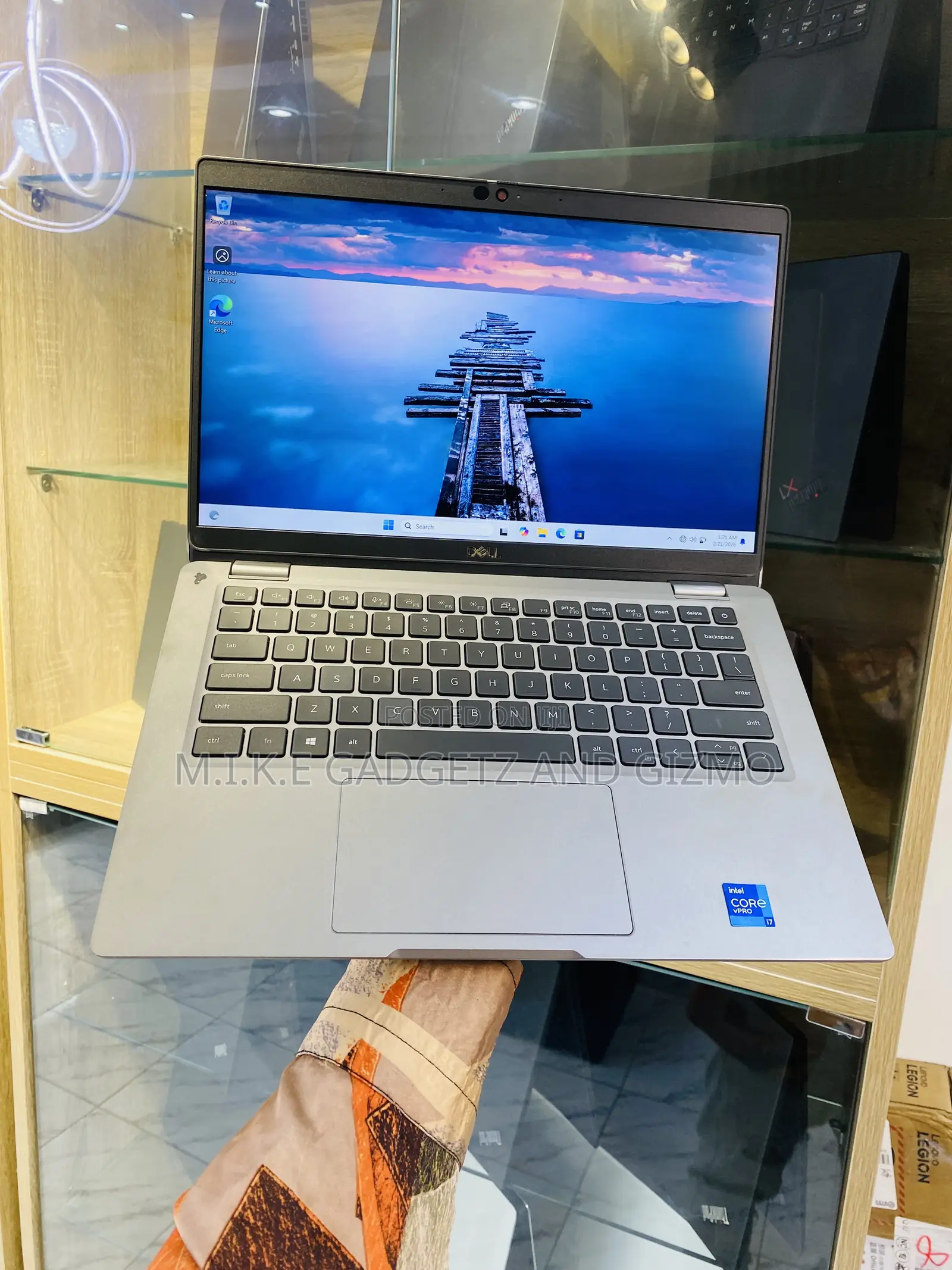Laptop Dell Latitude 5320 32GB Intel Core i7 SSD 512GB