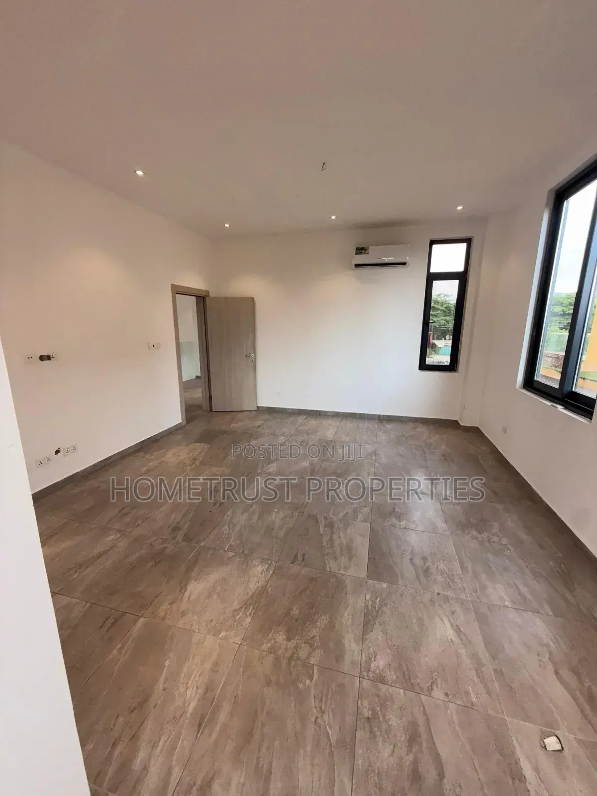 4bdrm Duplex in Hometrust Properties, Nmai-Dzorn for sale