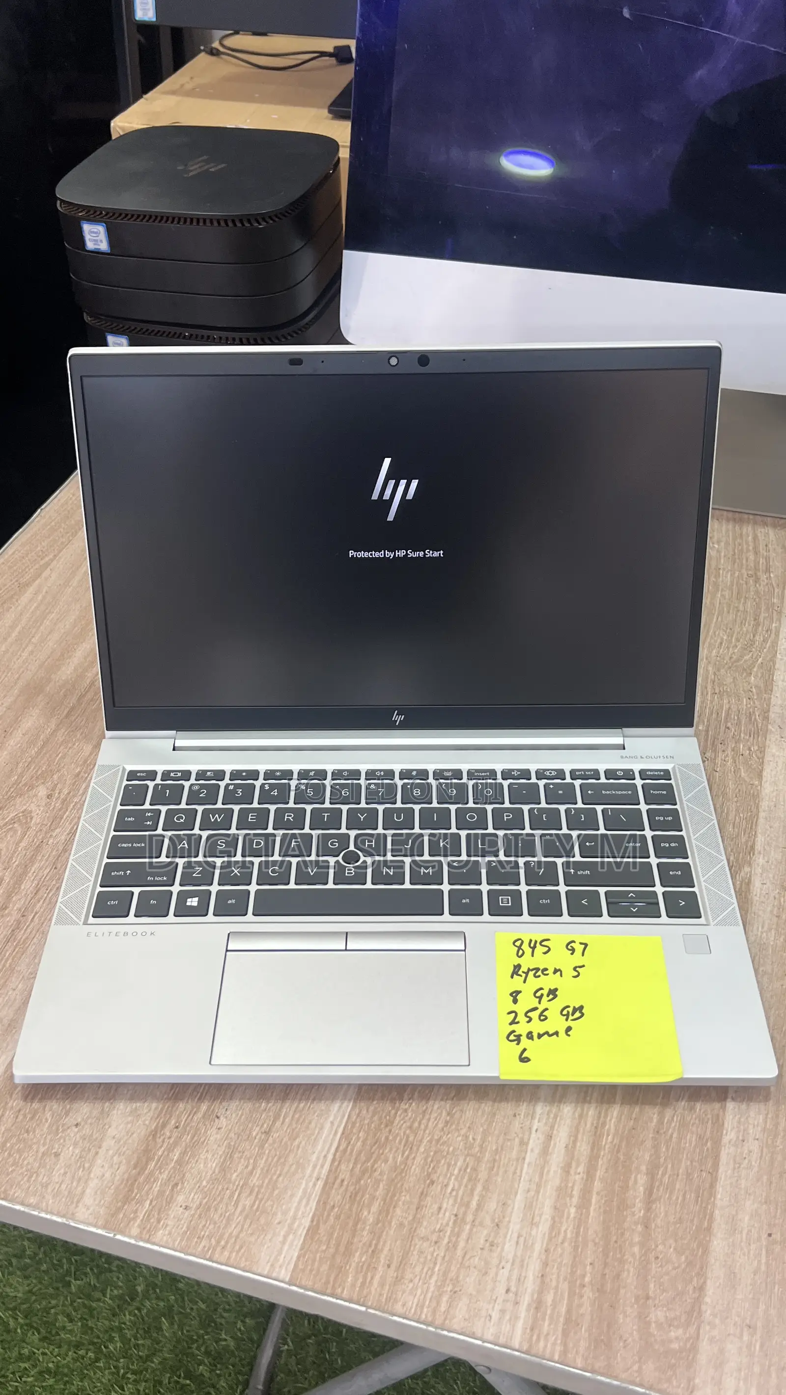 Laptop HP EliteBook 845 G7 16GB AMD Ryzen 5 SSD 256GB