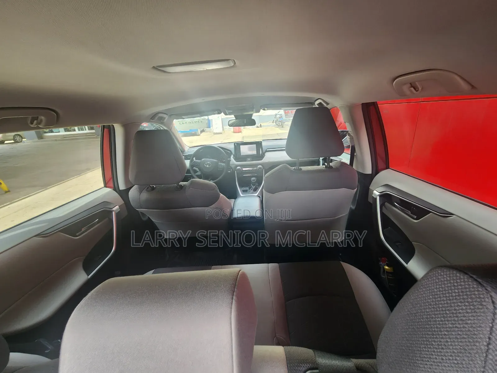 Toyota RAV4 XLE 2022 Red