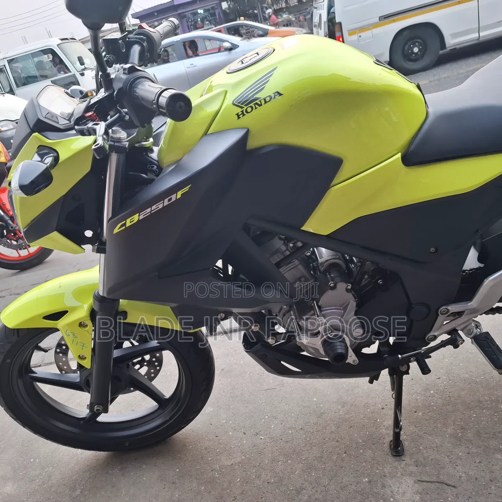 Honda CB 2019 Yellow